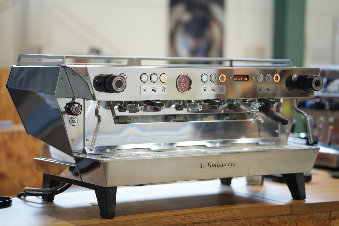 La Marzocco KB90 3-gruppig Custom Blau metallic