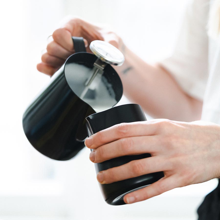 Milchkännchen mit Pulverbeschichtung - Milk Pitcher by JoeFrex